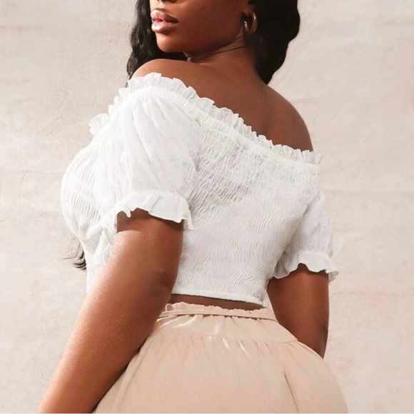 SHEIN Cream Ruffled Crop Blouse with Front Tie. Brand New - Picture 4 of 4